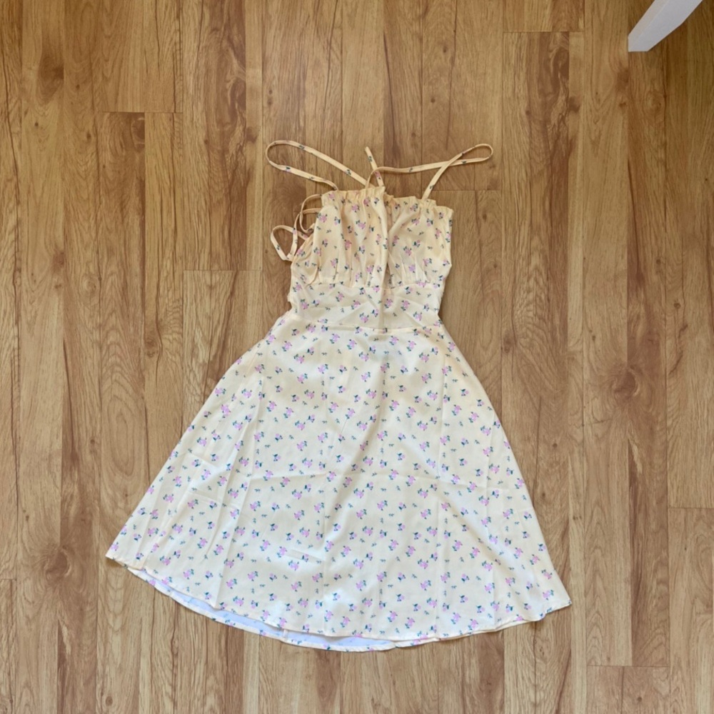 YELLOW FLORAL DRESS